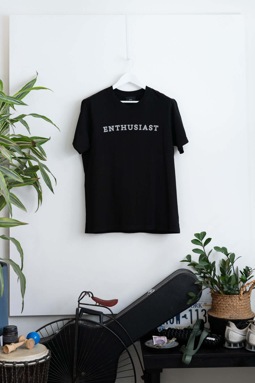 ENTHUSIAST Tee - Black